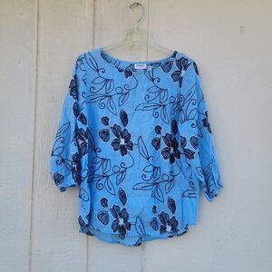 Kindred floral embroidered top blue sz XL lagenlook beachy coastal